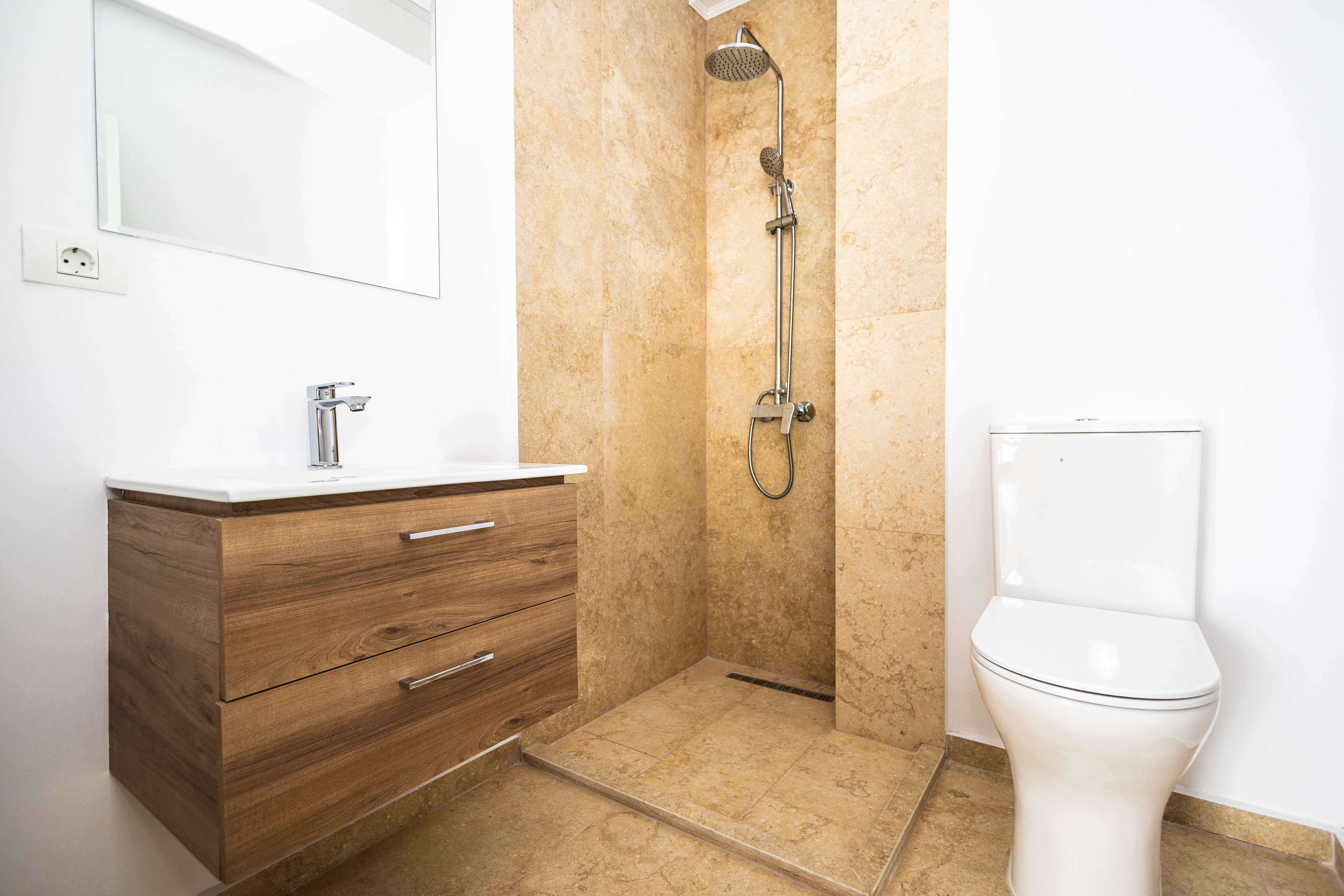 Apartament 2 camere O.B.A. Lake 38 cu vedere la lac si mare - imagine 4