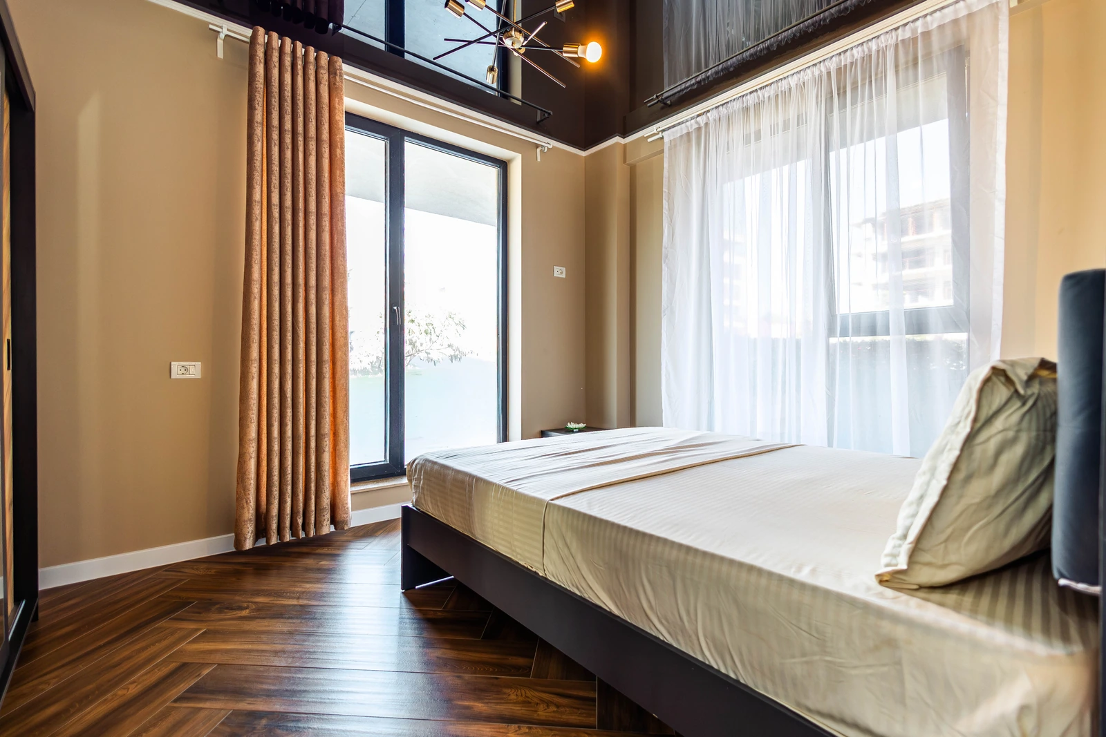 Apartament 2 camere mobilat - O.B.A. Urban Residence 61,65 mp Mamaia Nord - imagine 2